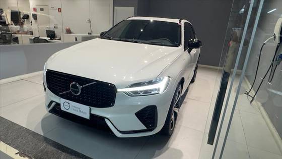VOLVO XC60 2.0 T8 RECHARGE ULTIMATE DARK AWD GEARTRONIC VOLVO XC60 2.0 T8 RECHARGE ULTIMATE DARK AWD GEARTRONIC